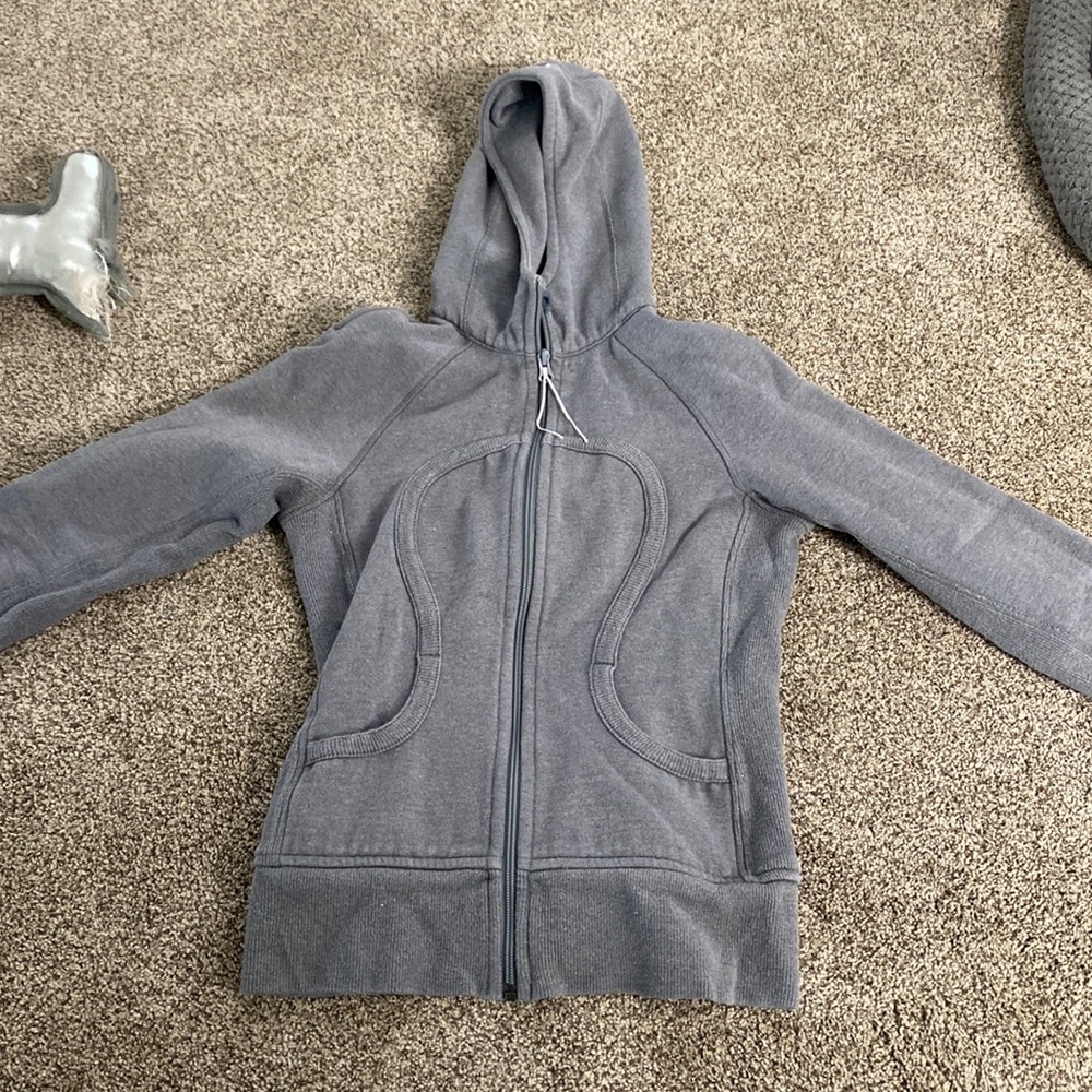 sweatshirt